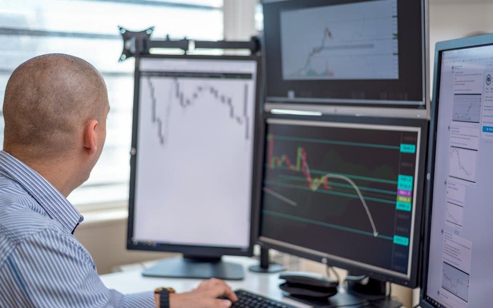 Les robots de trading au service des stratégies financières modernes